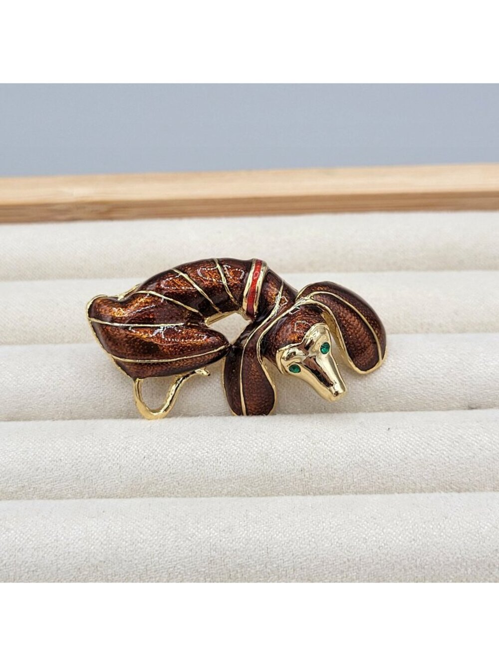 Gold Tone Enamel Coated Dachshund Dog Puppy Brooch Green Rhinestone Eyes